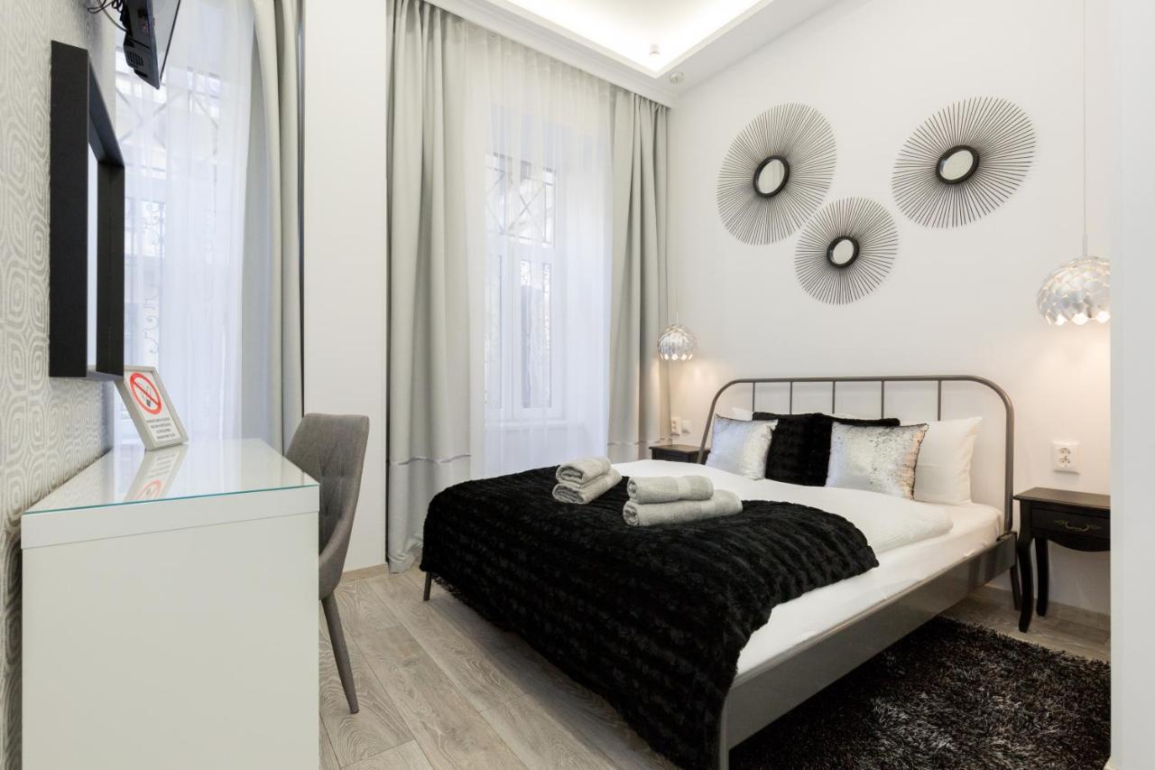 Silver Rooms By Staymood Holidays — Photos 3